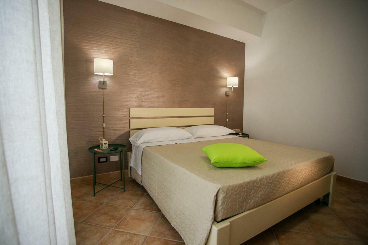 B&B Scirocco House Oliveri Extérieur photo