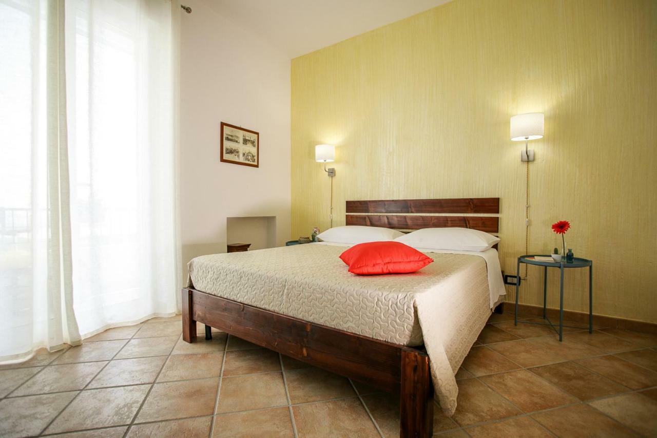 B&B Scirocco House Oliveri Extérieur photo