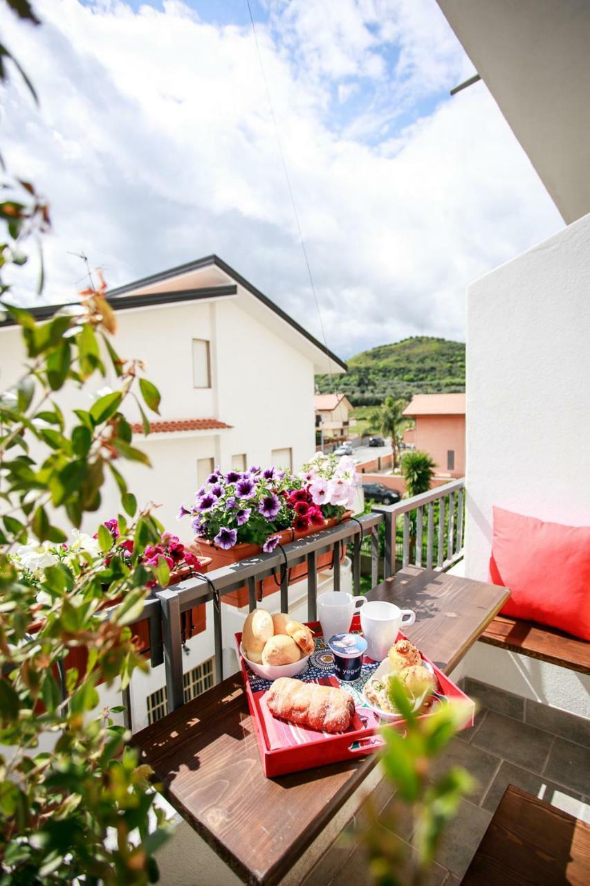 B&B Scirocco House Oliveri Extérieur photo
